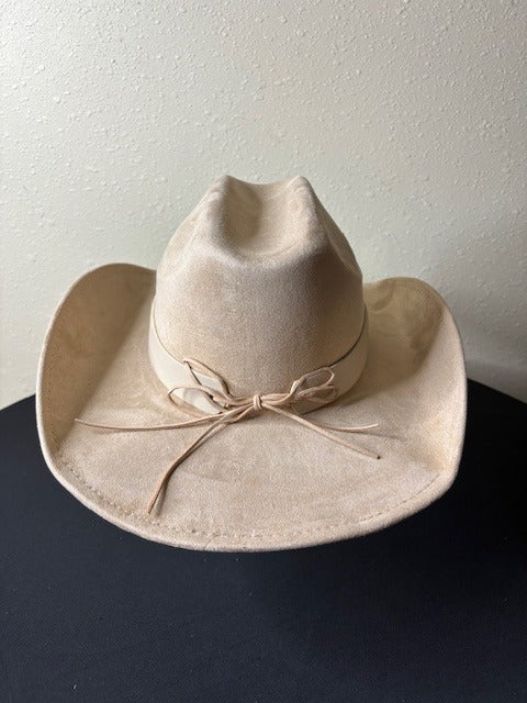 Western cowgirl hat