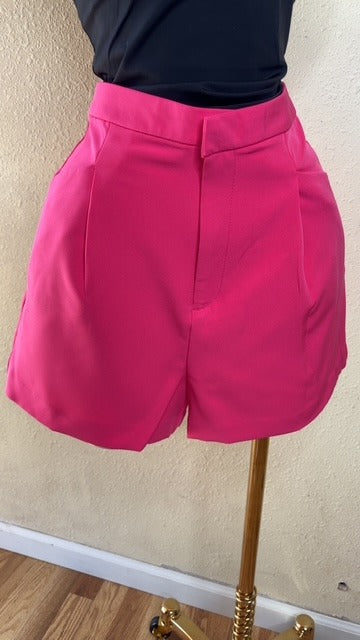 Hight-Waisted Tailored Shorts
